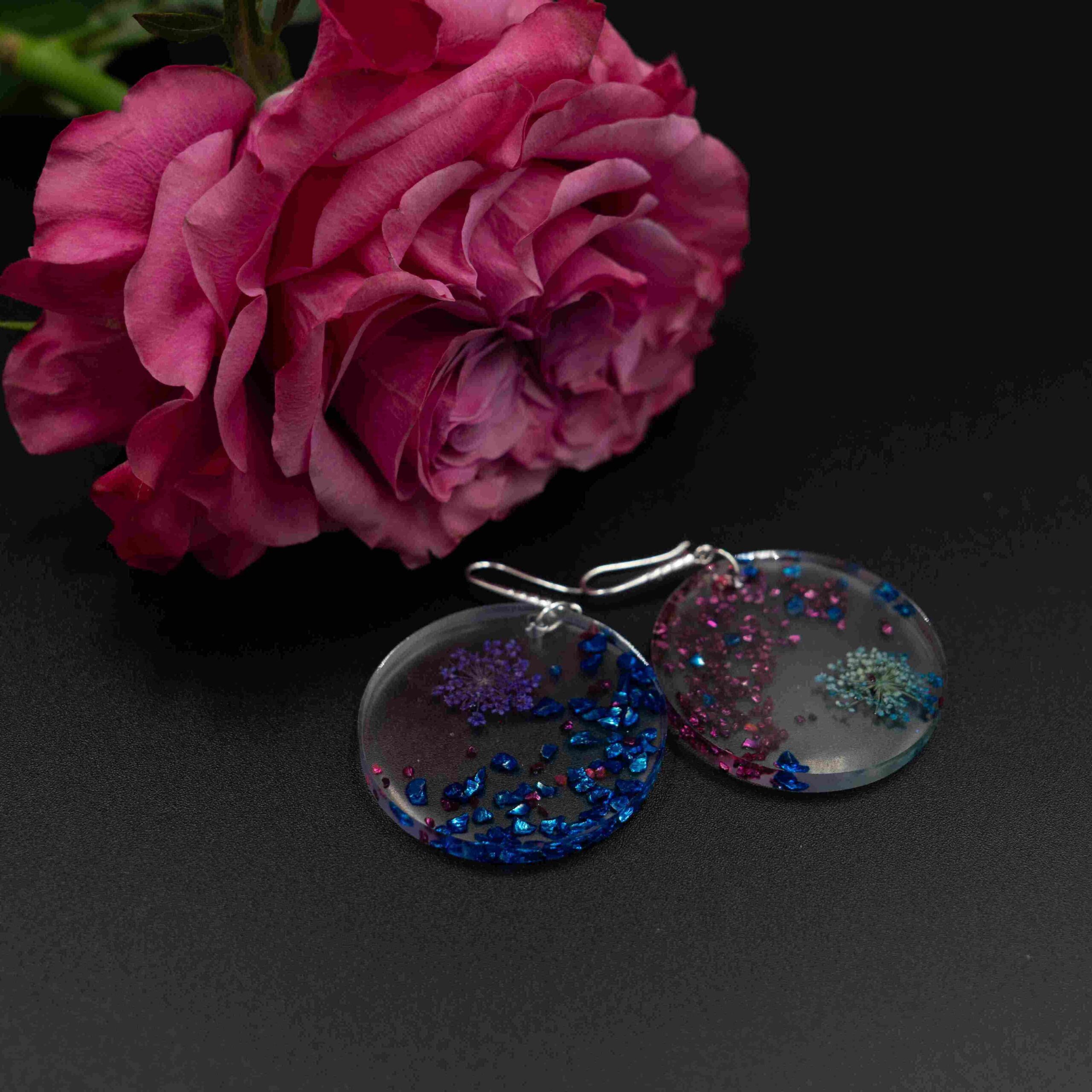 Asymetryczne kolczyki fioletowo-granatowe