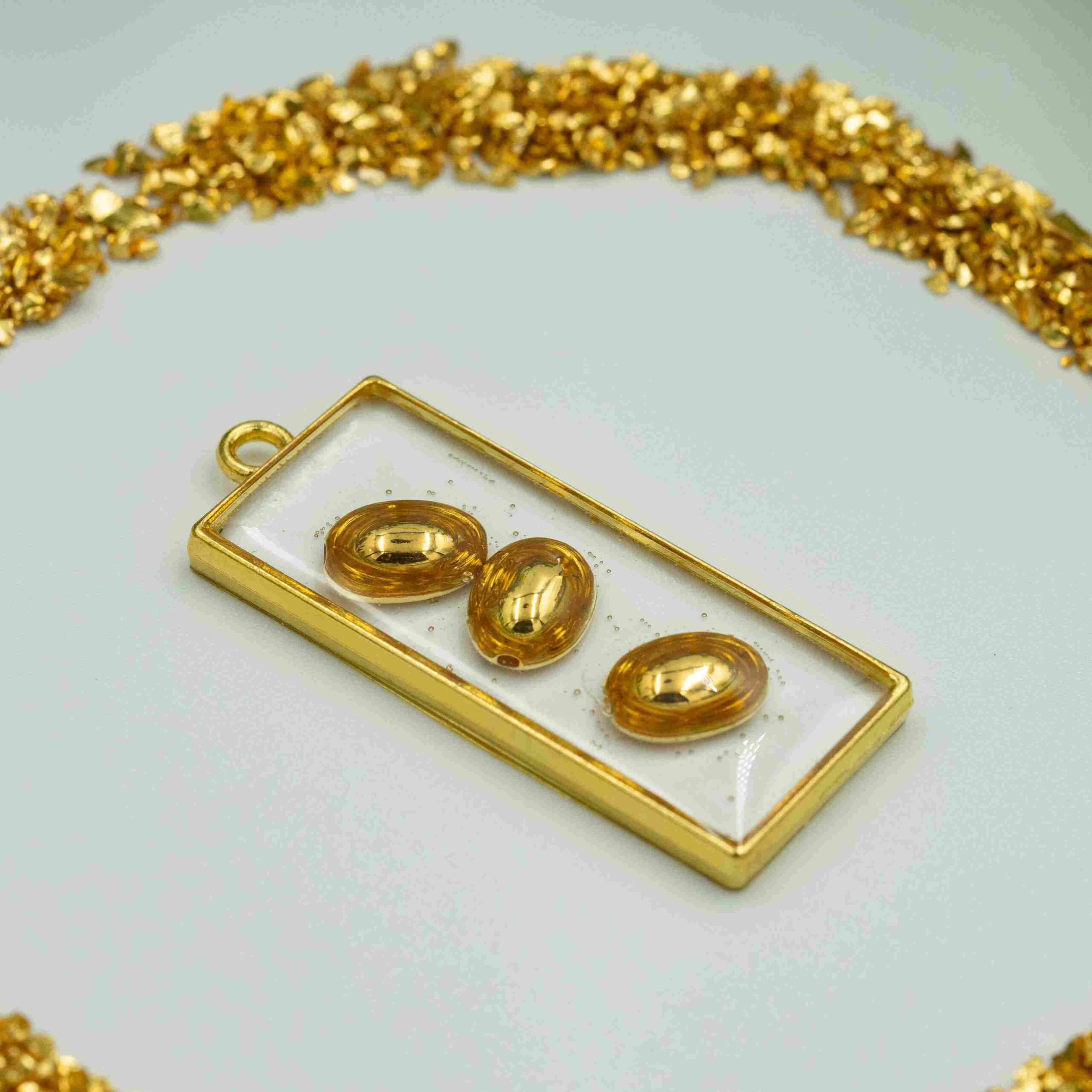 Zawieszka złota z kawą